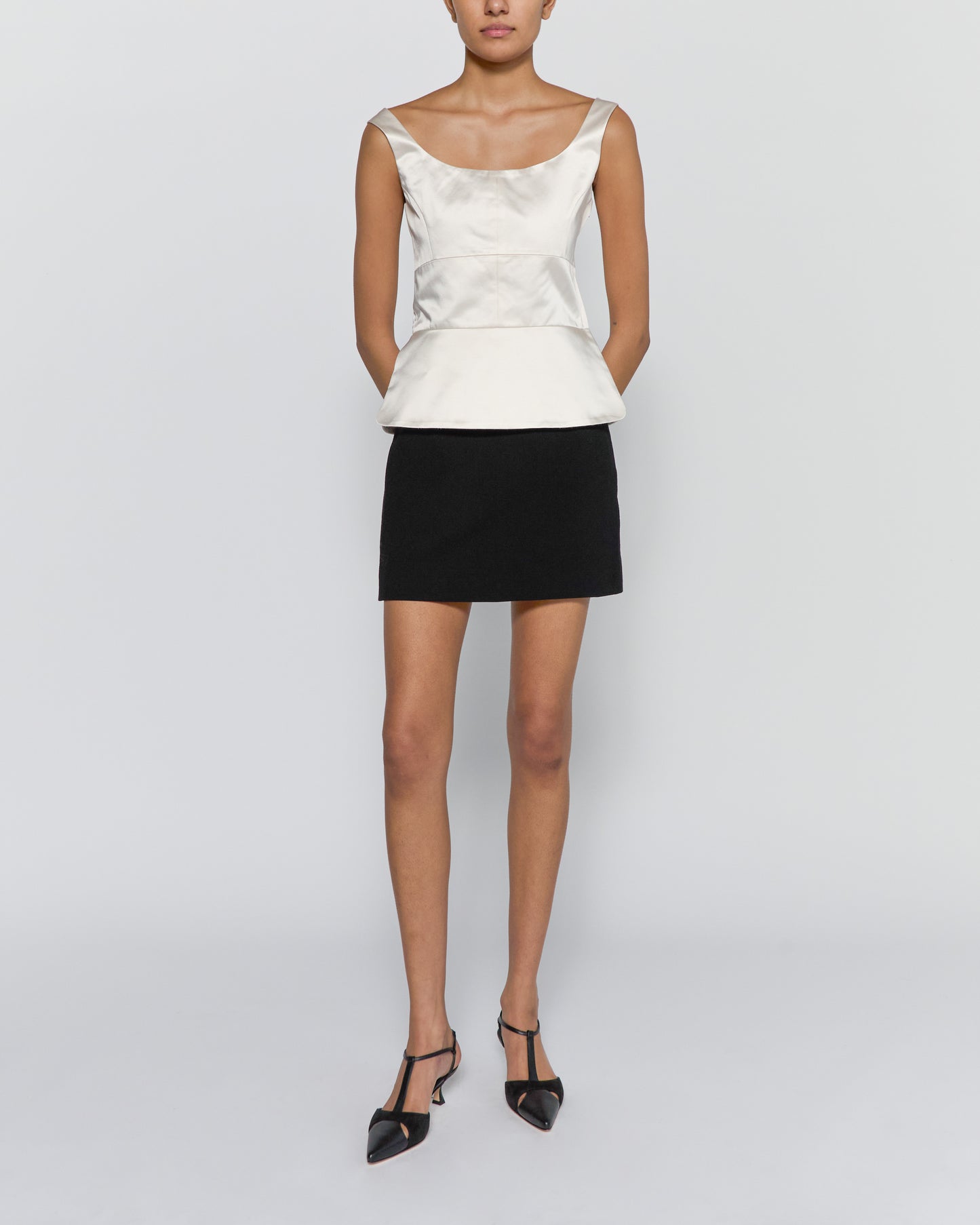 BLACK WOOL VERA MINI SKIRT