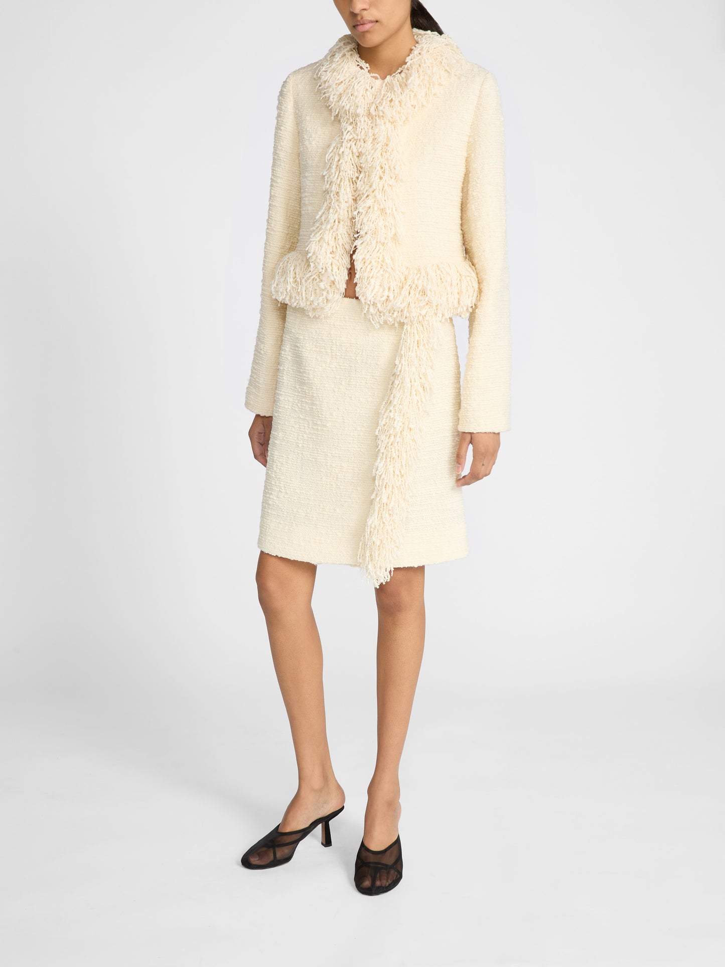 CROPPED FRINGE JACKET IN VANILLA CREAM