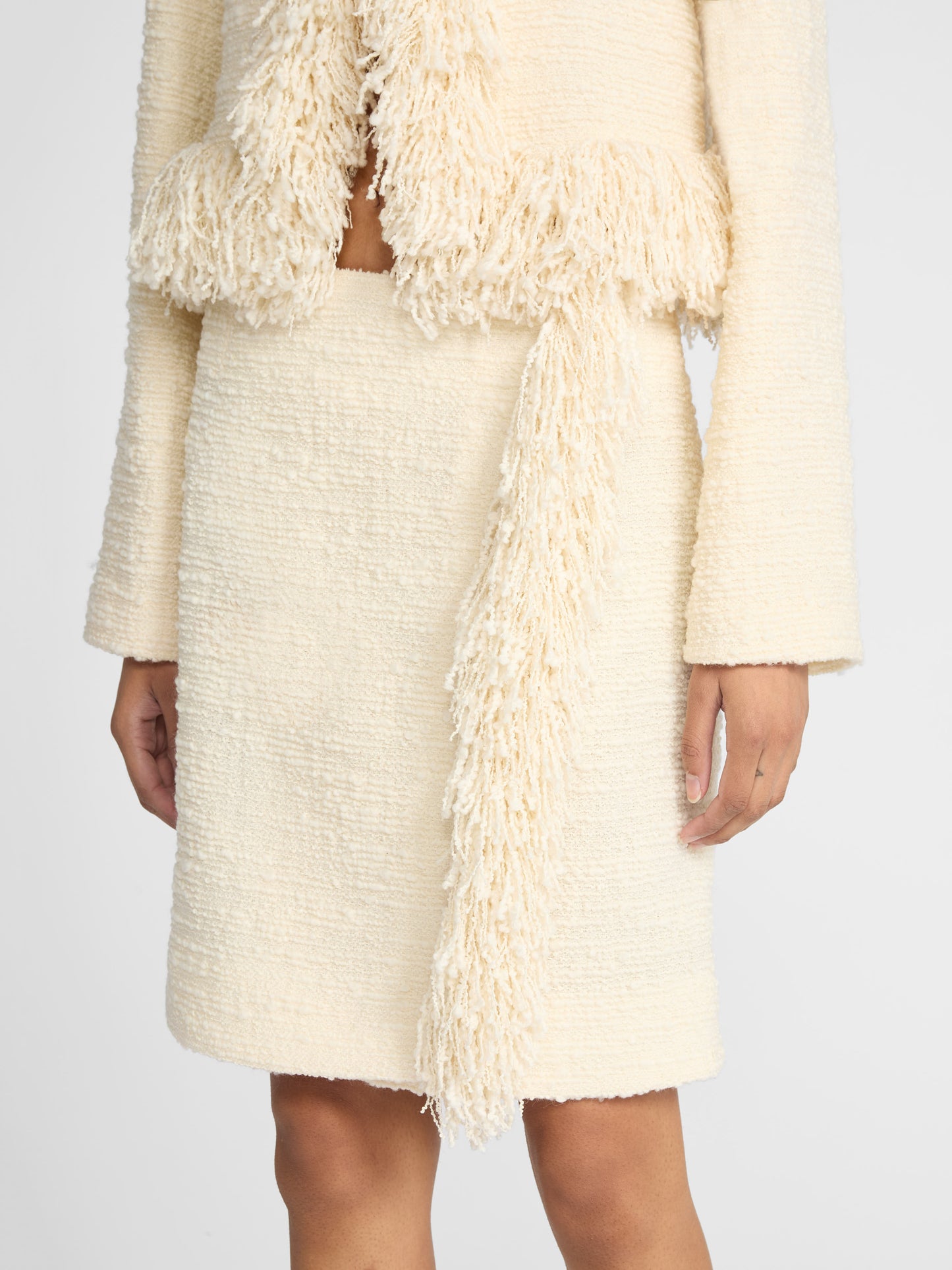 FRINGE SKIRT IN VANILLA CREAM