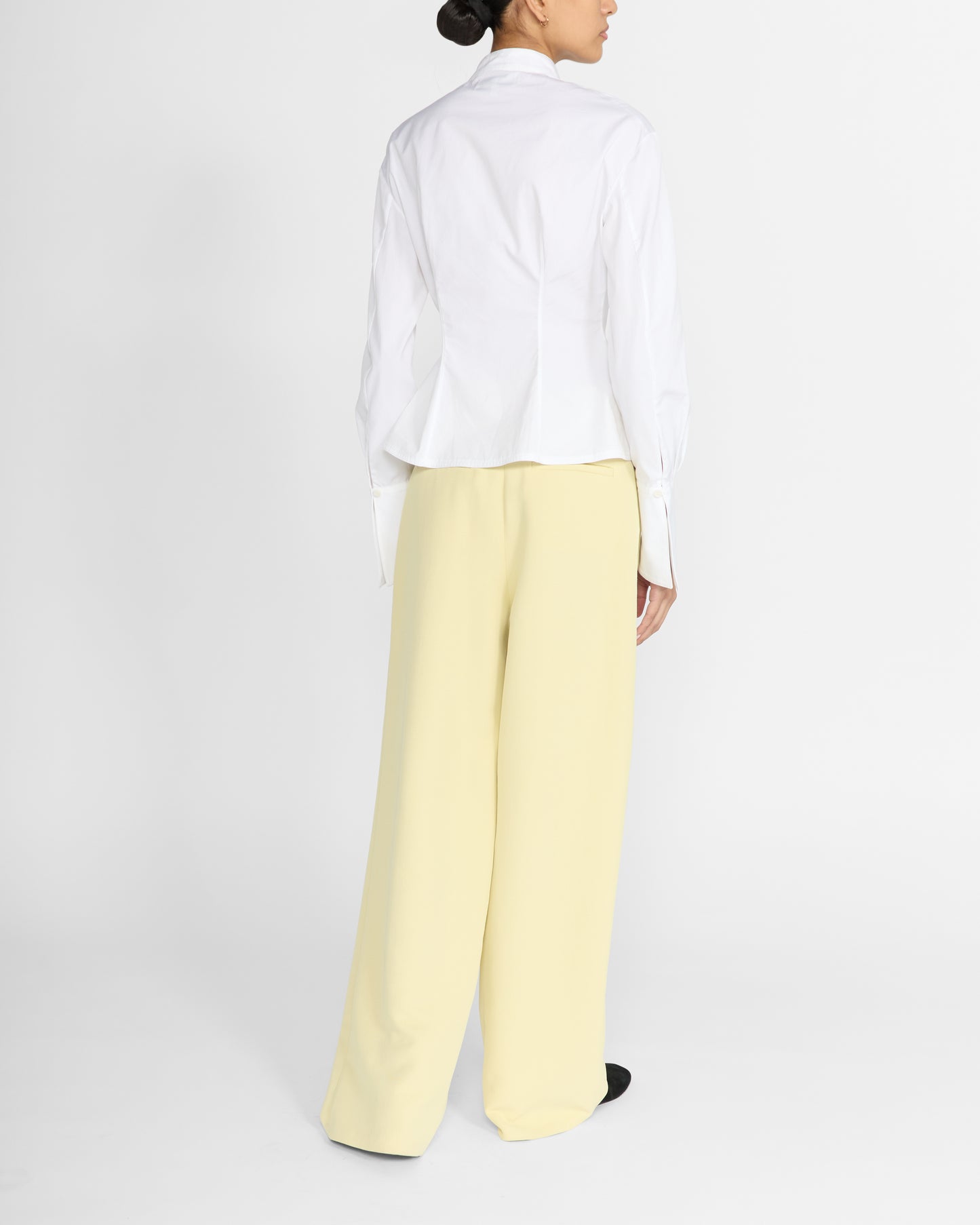 MIKA TROUSER IN ALMOND YELLOW