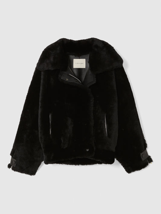 SHEARLING JACKET IN BLACK