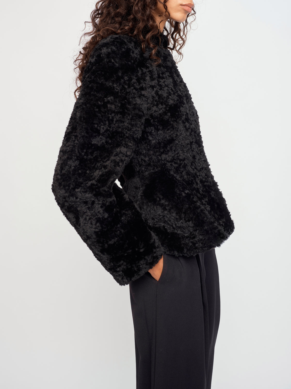 BEAR JACKET IN BLACK SHEARLING