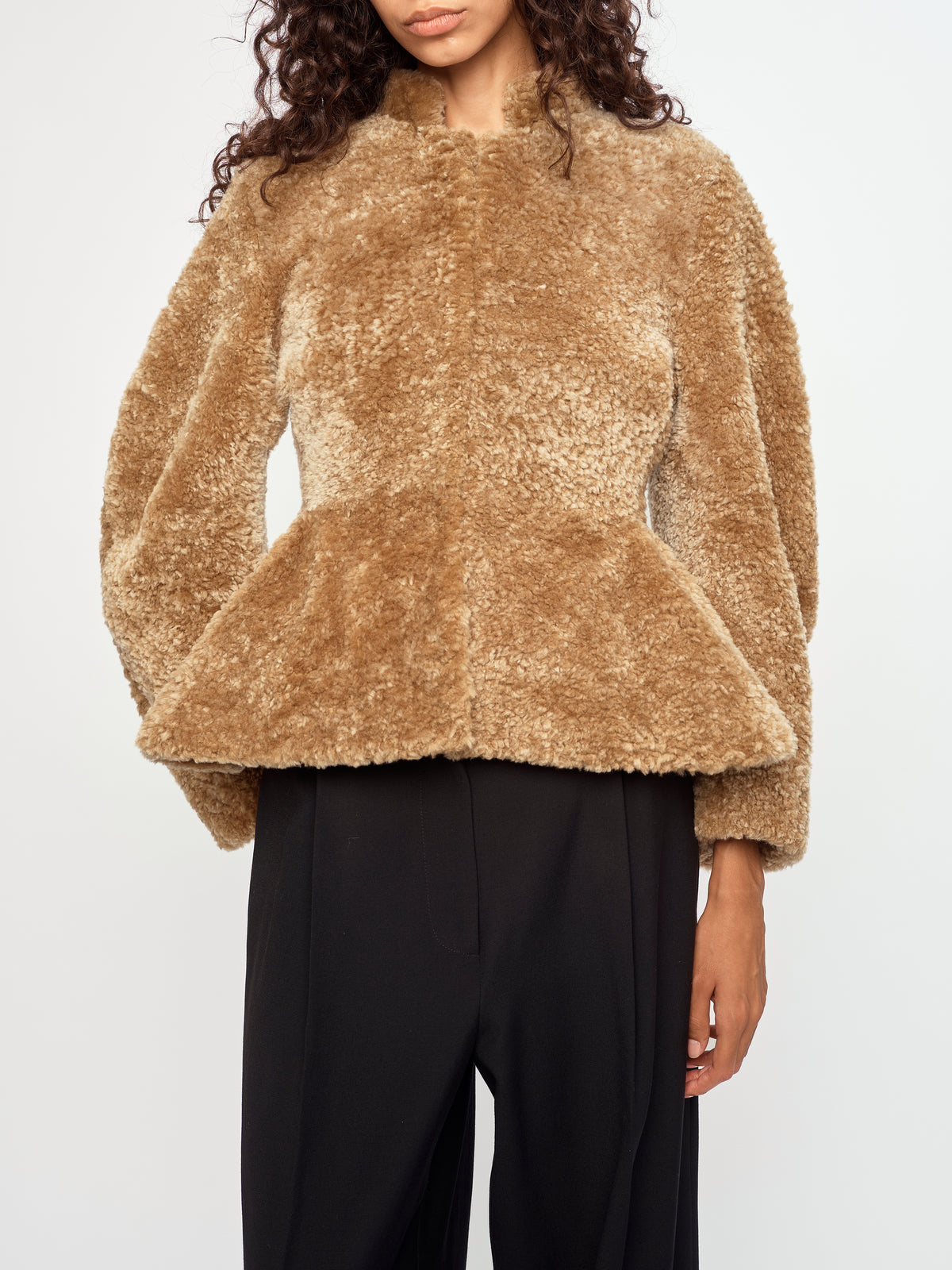 BEAR JACKET IN CARAMEL SHEARLING